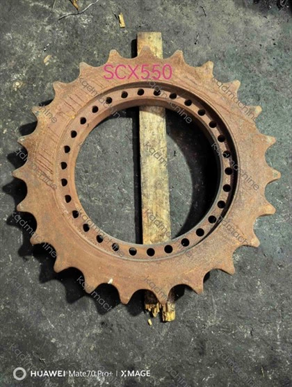 Celtnis SCX550 ķēdes rats