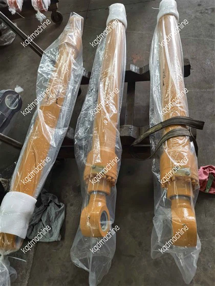 R210LC -7 uzplaukuma cilindrs